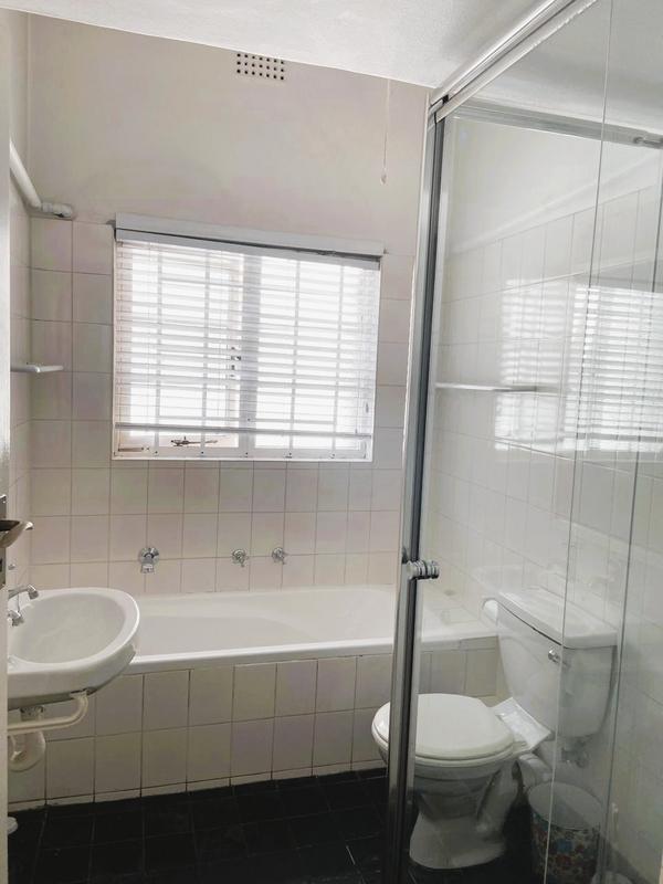 To Let 1 Bedroom Property for Rent in Tamboerskloof Western Cape